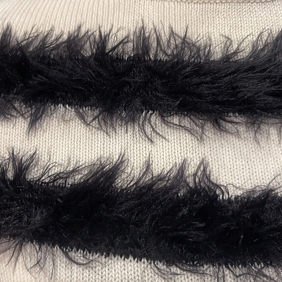 GORGEOUS MaxMara Sweater - XS - Picture 2 of 5